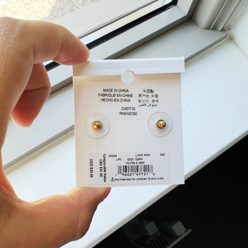 kate spade pink small studs 🌼 - Picture 4 of 4